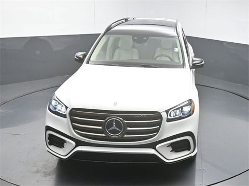 New 2026 Mercedes-Benz GLS 450 4MATIC image 44