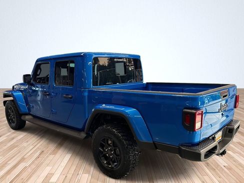 New 2025 Jeep Gladiator Sport image 8