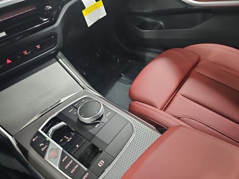 New 2026 BMW 330i Sedan w/ Premium Package image 27