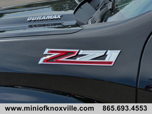 Used 2021 Chevrolet Silverado 1500 RST w/ Z71 Off-Road Package AWD/4WD image 11