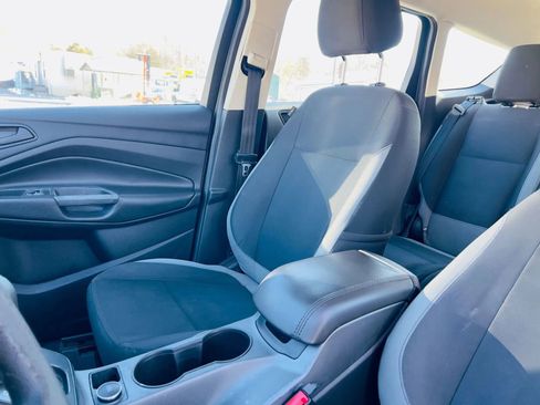 Used 2014 Ford Escape S image 21