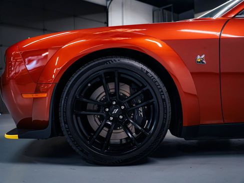 Used 2023 Dodge Challenger R/T Scat Pack RWD image 9