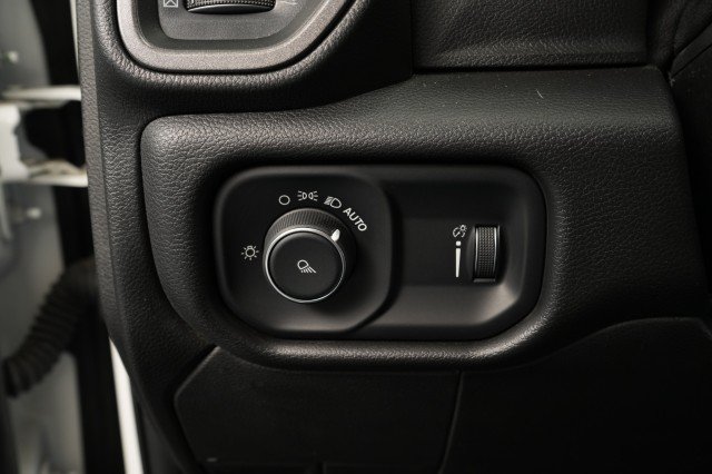 Used 2022 RAM 3500 Tradesman AWD/4WD image 37