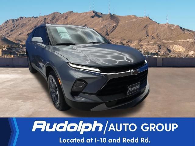 Used 2025 Chevrolet Blazer LT FWD image 7