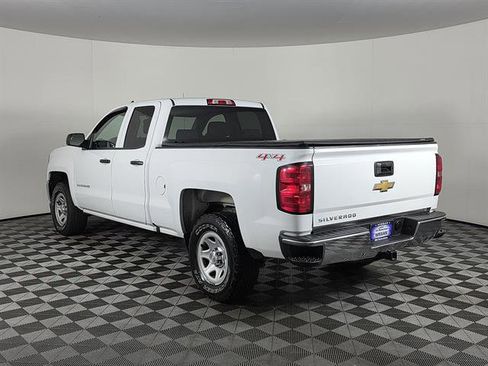 Used 2017 Chevrolet Silverado 1500 W/T w/ WT Convenience Package AWD/4WD image 8