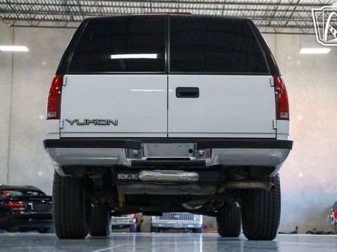 Used 1995 GMC Yukon 4WD 2-Door image 28