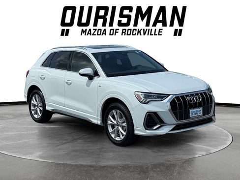 Used 2024 Audi Q3 2.0T Premium Plus AWD/4WD image 1