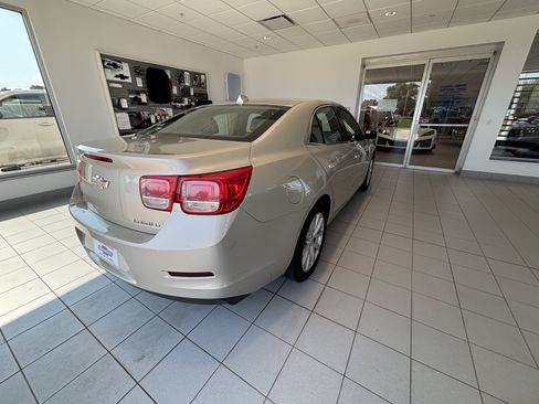 Used 2013 Chevrolet Malibu LT FWD image 7