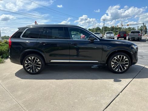Used 2026 Volvo XC90 T8 Plus w/ Protection Package Premier AWD/4WD image 4