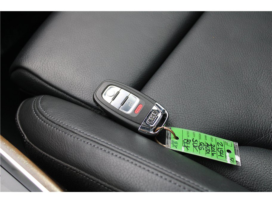 Used 2016 Audi Q5 2.0T Premium Plus AWD/4WD image 20
