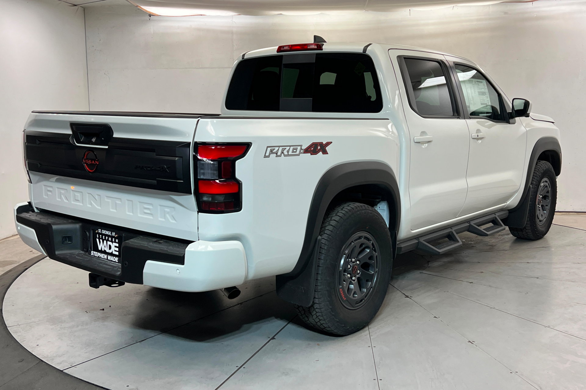 New 2026 Nissan Frontier PRO-4X w/ Pro-4x Convenience Package AWD/4WD image 5