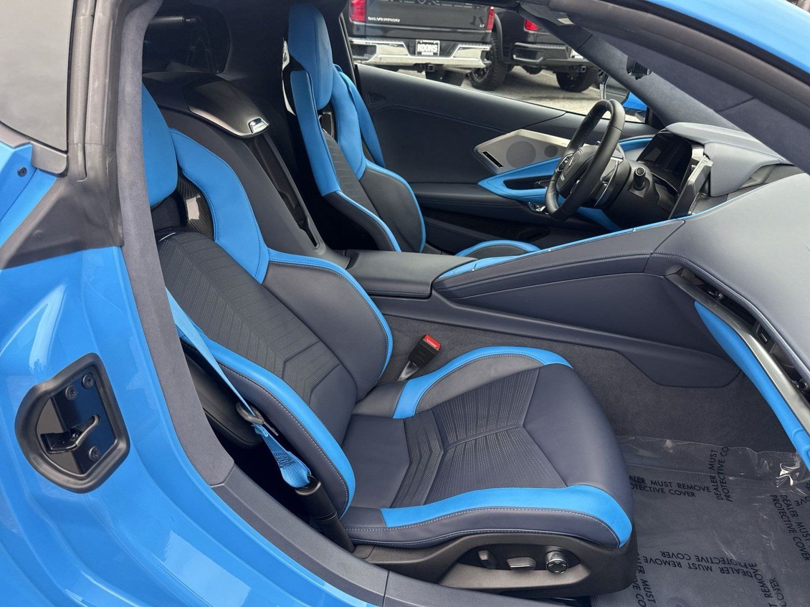 Used 2022 Chevrolet Corvette Stingray Premium Cpe w/ Z51 Performance Package RWD image 25