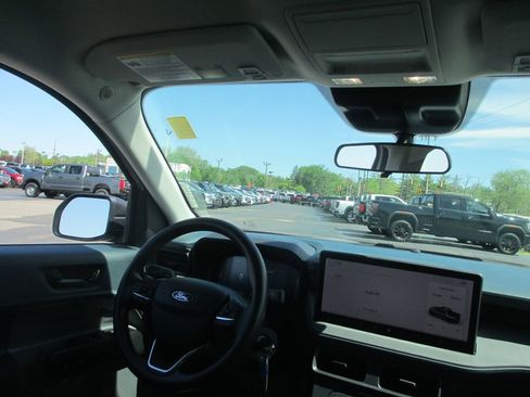 Used 2025 Ford Maverick XL image 19