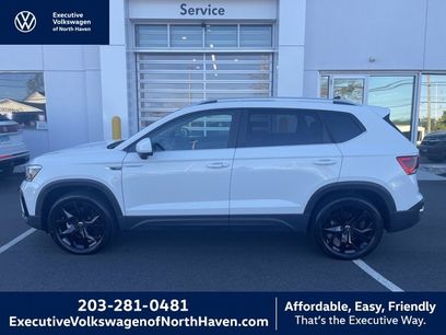 Certified 2023 Volkswagen Taos SE w/ Black Wheel Package