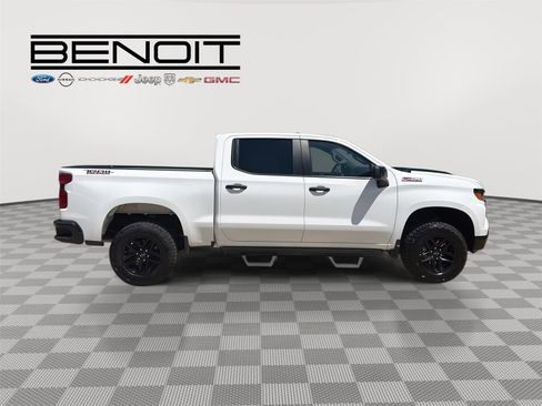 Used 2024 Chevrolet Silverado 1500 Custom Trail Boss AWD/4WD image 8