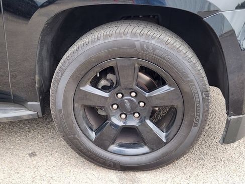 Used 2019 Chevrolet Tahoe LT AWD/4WD image 16