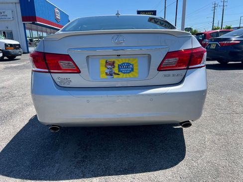Used 2011 Lexus ES 350 image 4