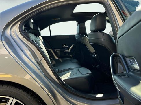 Used 2019 Mercedes-Benz A 220 4MATIC image 26