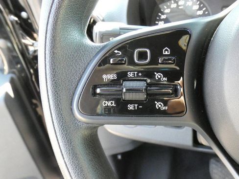 Used 2019 Mercedes-Benz Sprinter 170 image 16