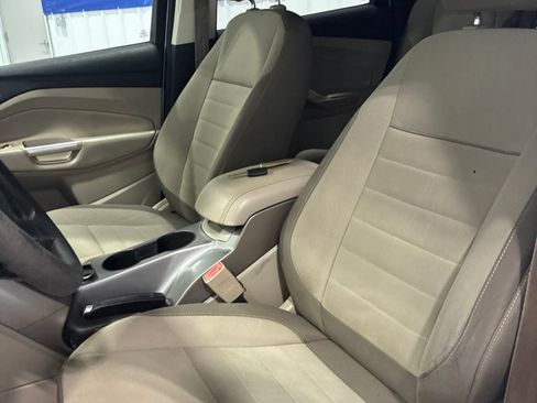 Used 2013 Ford Escape SE FWD image 12