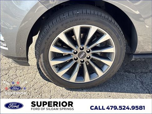 Used 2021 Lincoln Navigator Reserve AWD/4WD image 13