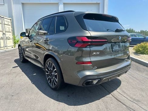 Used 2024 BMW X5 xDrive40i w/ M Sport Package AWD/4WD image 3