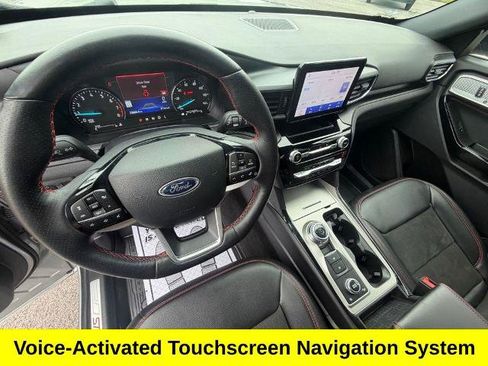 Certified 2023 Ford Explorer ST-Line AWD/4WD image 19