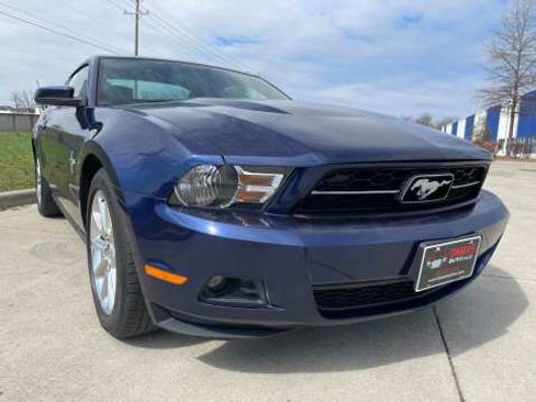 Used 2010 Ford Mustang Coupe RWD image 36