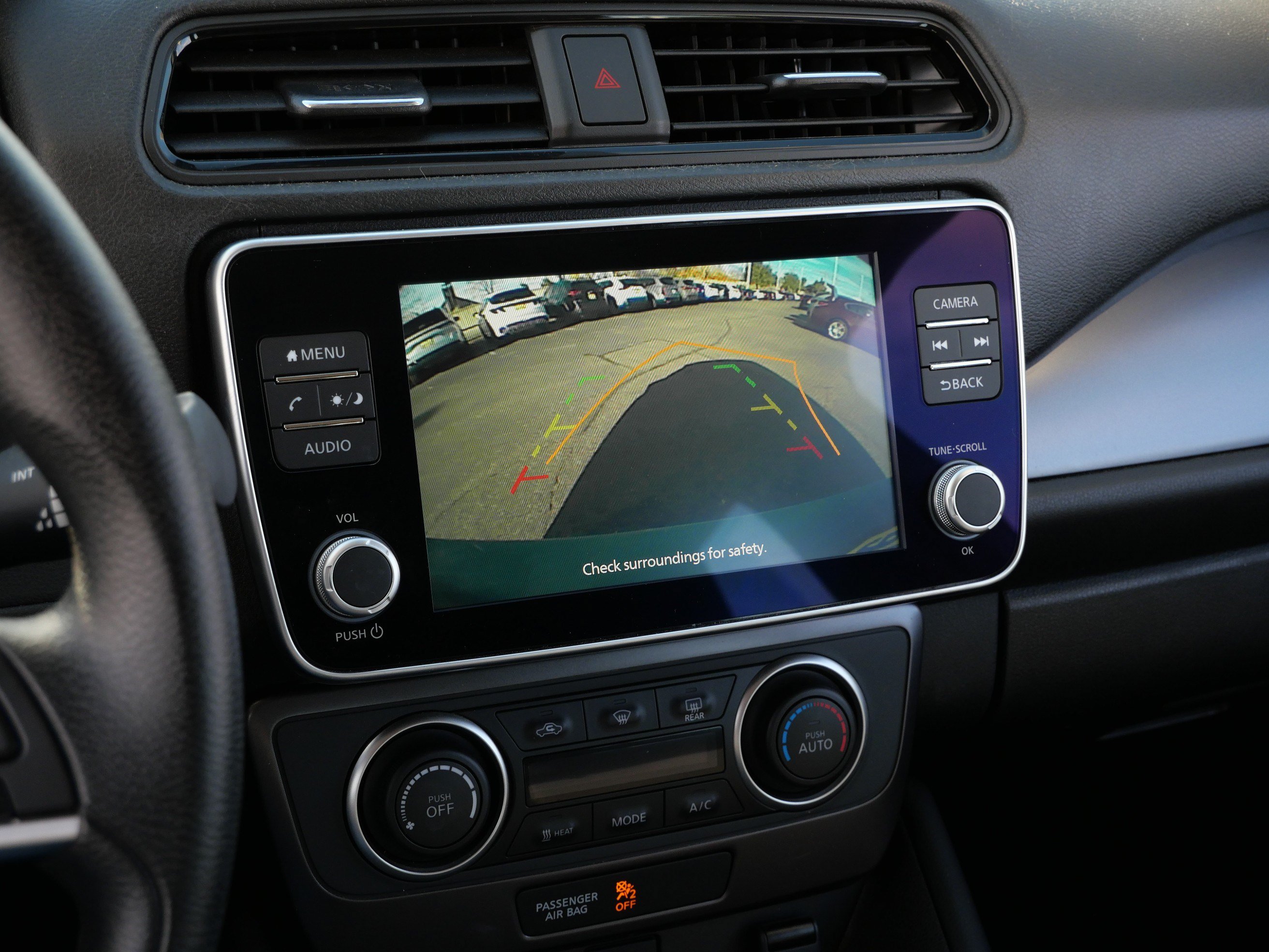 Used 2025 Nissan Leaf S FWD image 29