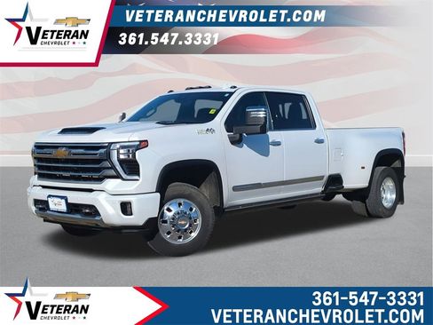 Certified 2024 Chevrolet Silverado 3500 High Country w/ High Country Premium Package image 1
