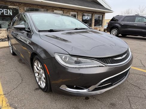 Used 2015 Chrysler 200 C image 1