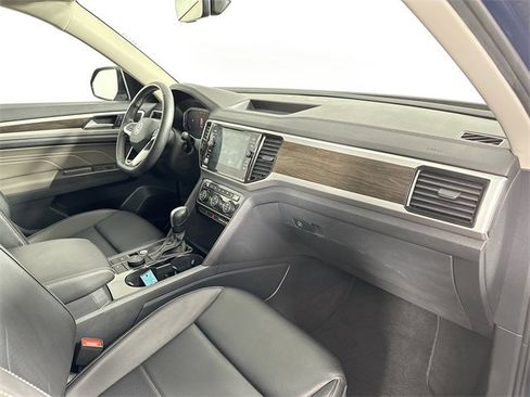 Used 2022 Volkswagen Atlas SE image 31