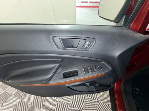 Used 2018 Ford EcoSport SES image 15