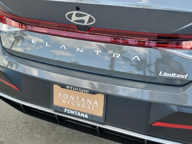 New 2026 Hyundai Elantra Limited FWD image 31