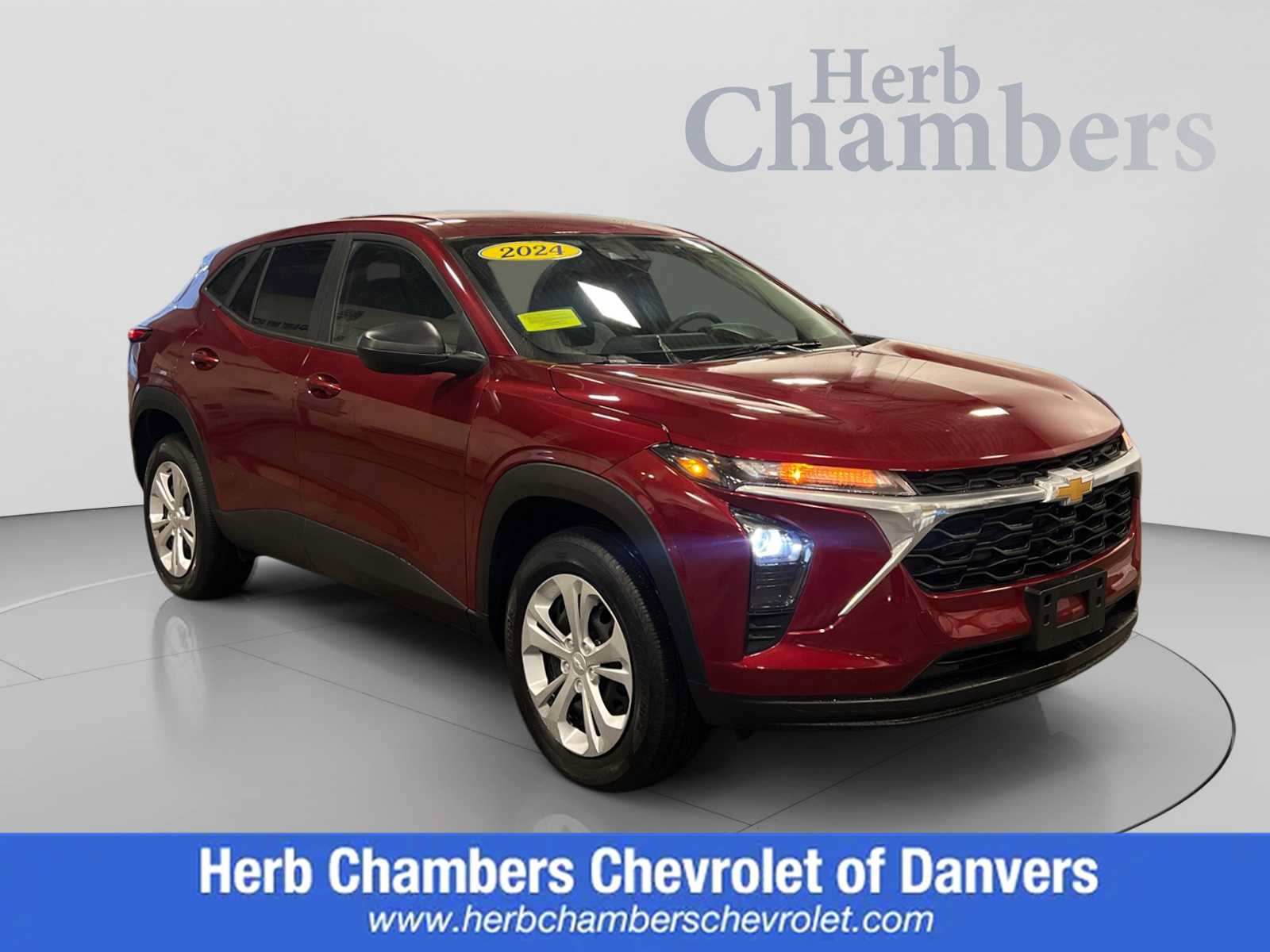 Used 2024 Chevrolet Trax LS FWD image 1