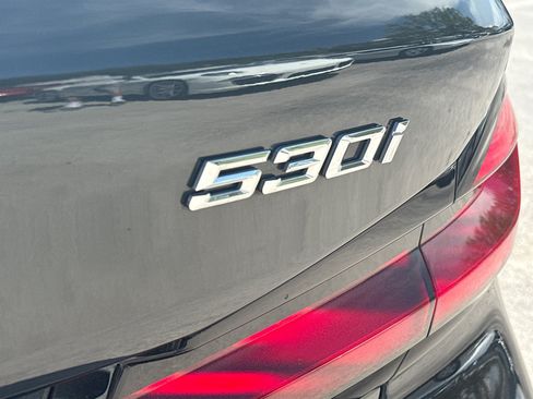 Used 2023 BMW 530i w/ M Sport Package RWD image 12