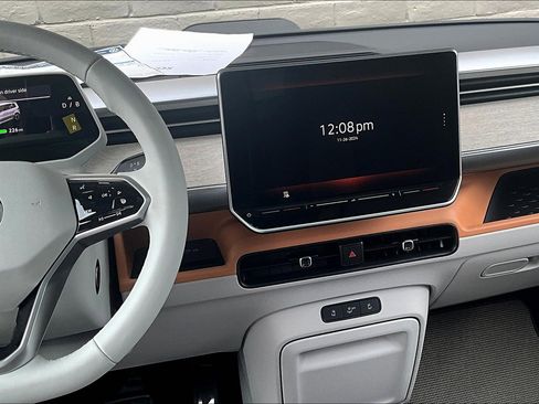 New 2025 Volkswagen ID. Buzz 1st Edition image 5