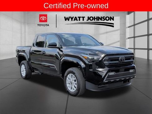 Certified 2026 Toyota Tacoma SR5 AWD/4WD image 7