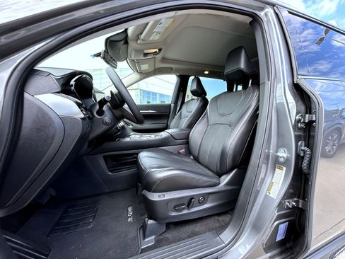 Used 2025 INFINITI QX60 Sensory AWD/4WD image 10