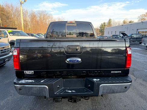 Used 2015 Ford F350 Lariat image 9