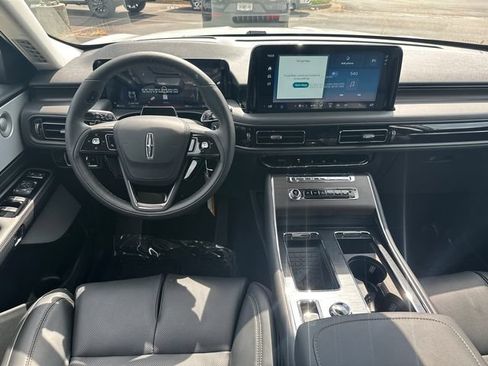 New 2026 Lincoln Aviator Reserve AWD/4WD image 23