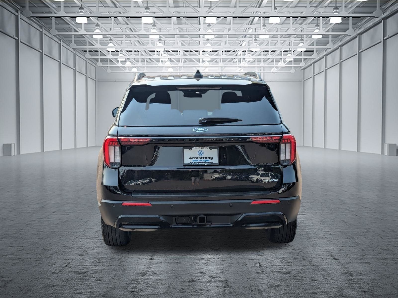 Used 2025 Ford Explorer ST-Line AWD/4WD image 4