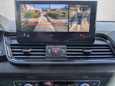 Used 2021 Audi Q5 Premium Plus w/ Premium Plus Package image 13