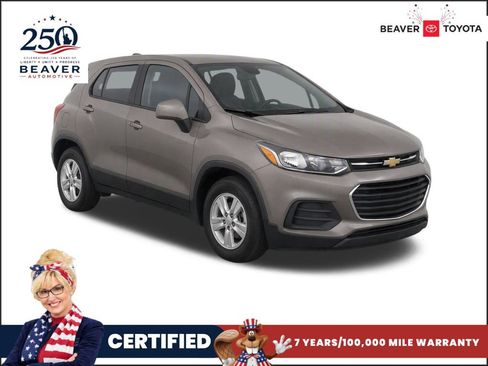 Used 2022 Chevrolet Trax LS w/ Tint and Cruise Package FWD image 1
