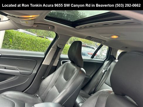 Used 2016 Volvo V60 T5 Premier FWD image 15