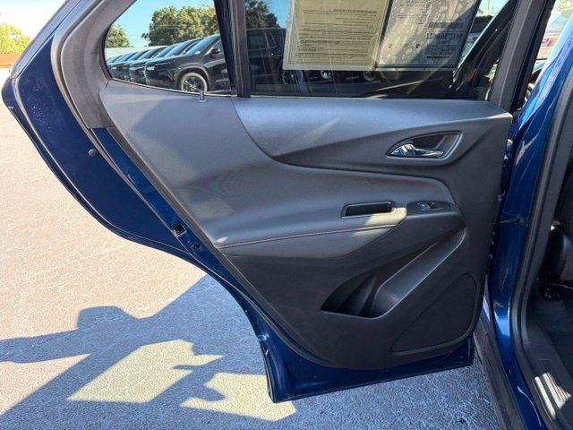 Used 2022 Chevrolet Equinox RS w/ RS Leather Package FWD image 13