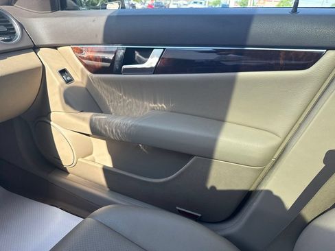 Used 2013 Mercedes-Benz C 300 4MATIC Sedan image 22
