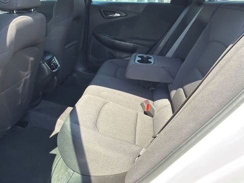 Used 2024 Chevrolet Malibu LT FWD image 17