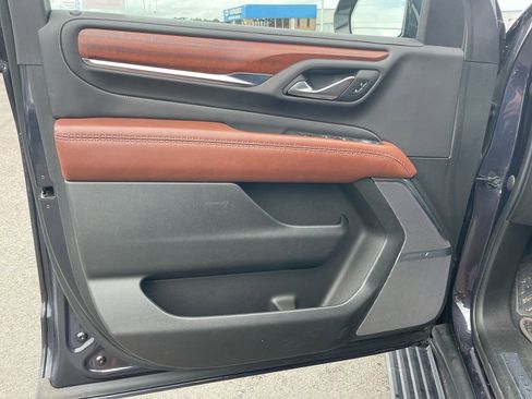 Used 2023 GMC Yukon XL Denali Ultimate image 28