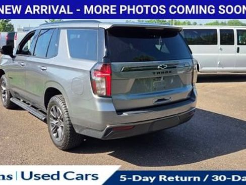 Used 2021 Chevrolet Tahoe Z71 w/ Z71 Off-Road Package AWD/4WD image 7